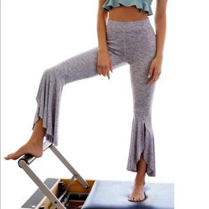 Free people flared leggings size small